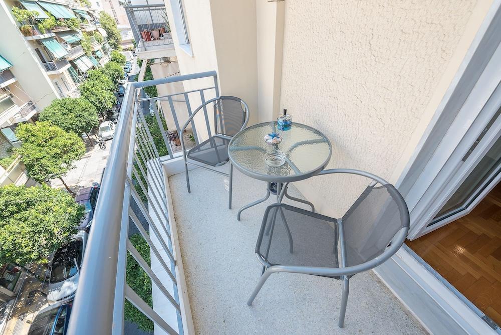 Comfy Apartment In Acropolis Area By Cloudkeys Athen Exterior foto